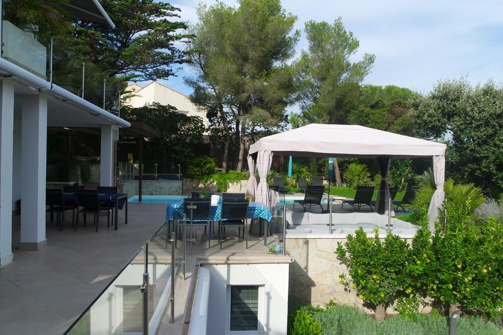 Villa Perle De La Mer แซงเตกูลฟ์ ภายนอก รูปภาพ