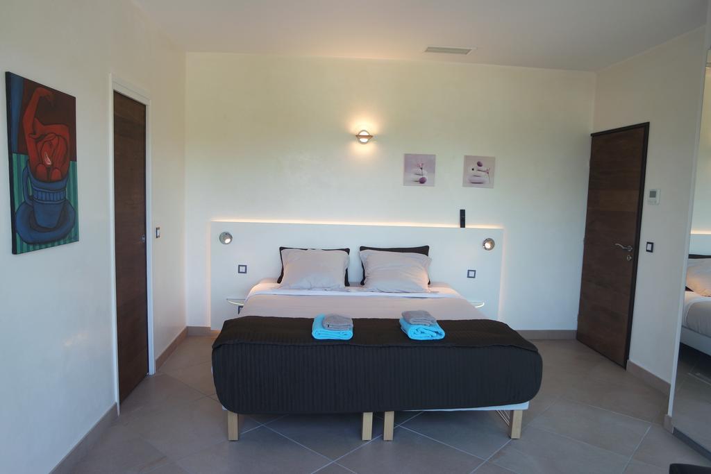 Villa Perle De La Mer แซงเตกูลฟ์ ภายนอก รูปภาพ